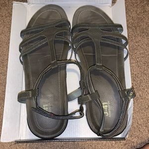 JBU sandals- sz 10